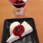 スシロー　白いベイクドチーズケーキの北海道メルバ&北海道ミルクとベリーのパフェ